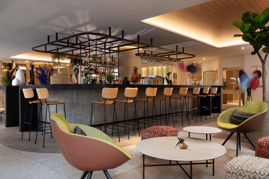 marriott_bar Table libre