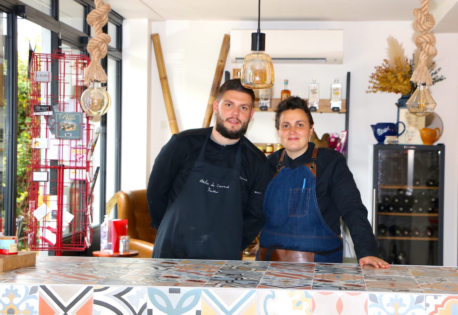 Tourves. "Le Bouillon des Gourmets" au rondpoint des saveurs. Table