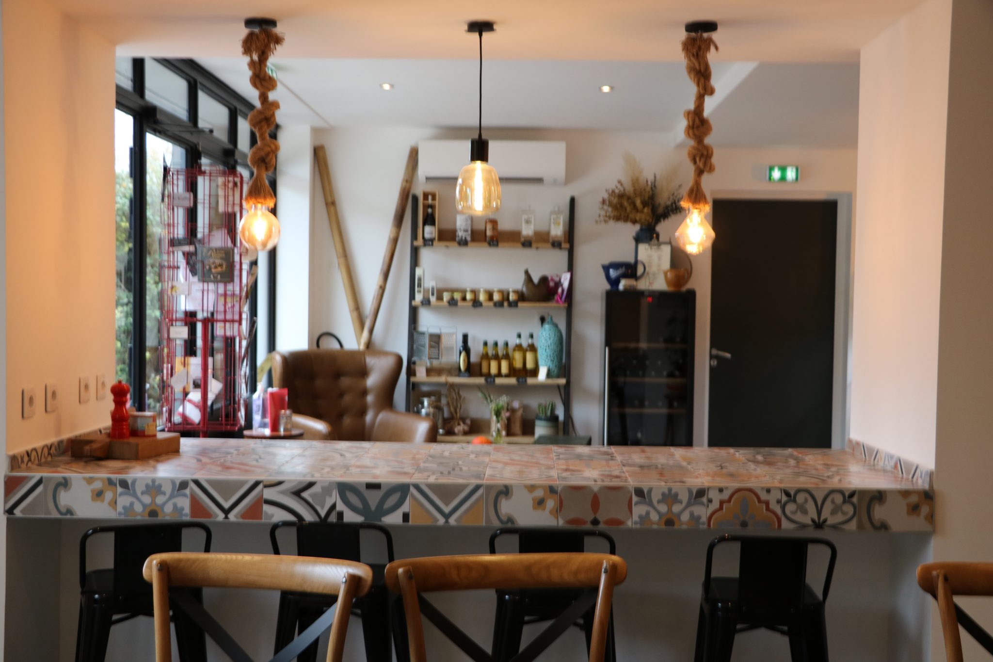 Tourves. “Le Bouillon des Gourmets” au rondpoint des saveurs. Table